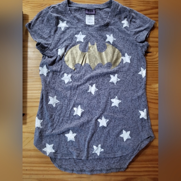 Batman Star Shirt - Picture 1 of 3